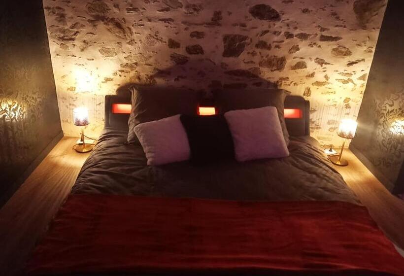 Отель La Passionnante Gîte Avec Spa Privatif