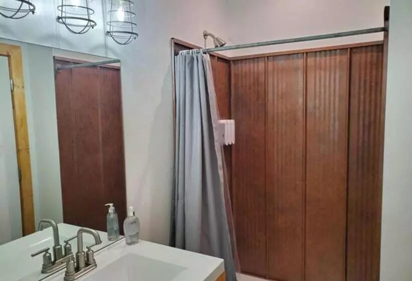 ホテル Lazy Bear Ranch