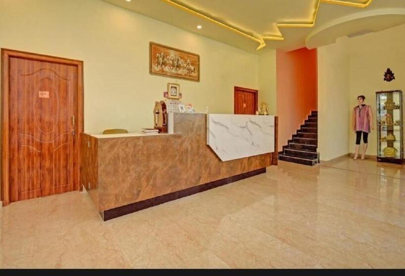 호텔 New Royal Ruby   Electronic City Phase 1