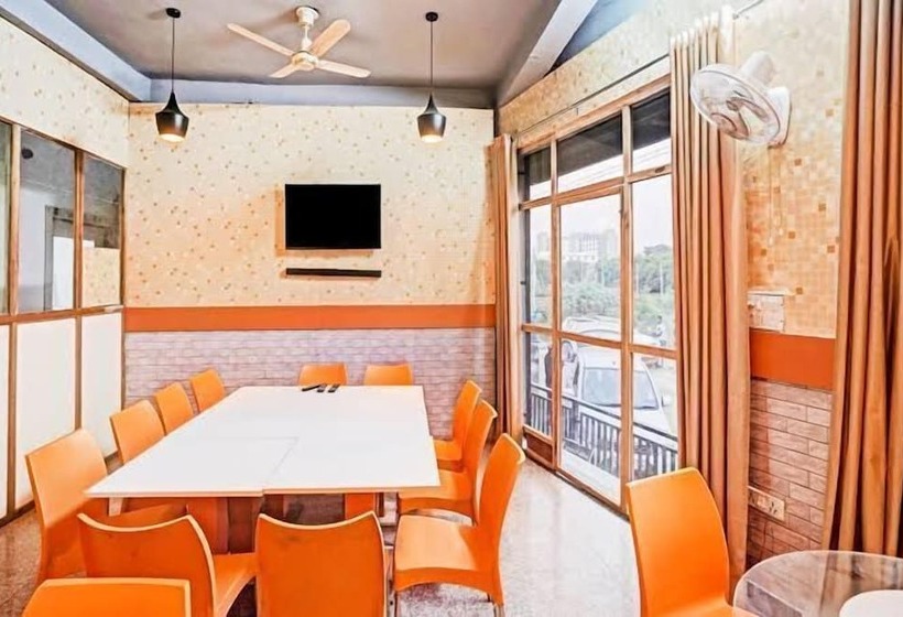 Hotel Vishen Residency