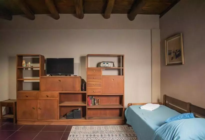 Majatalo Besares 722