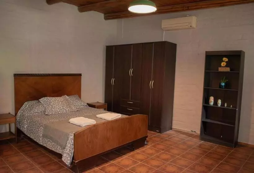 Majatalo Besares 722