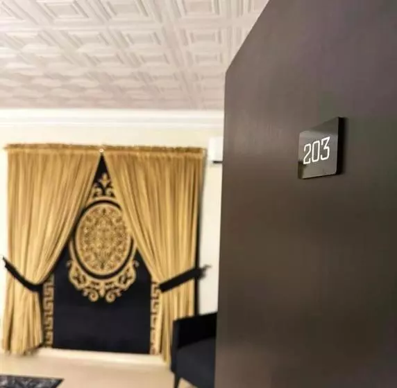 پانسیون Capital Lodges