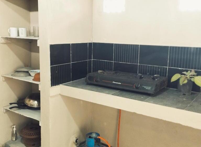 پانسیون Glance Beach Ahangama