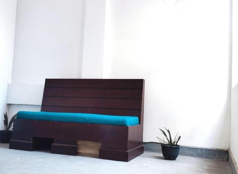 پانسیون Glance Beach Ahangama