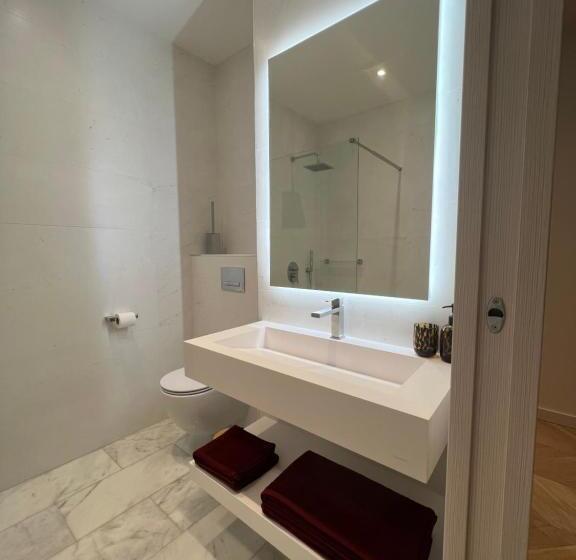 پانسیون Les Trois Cyprès