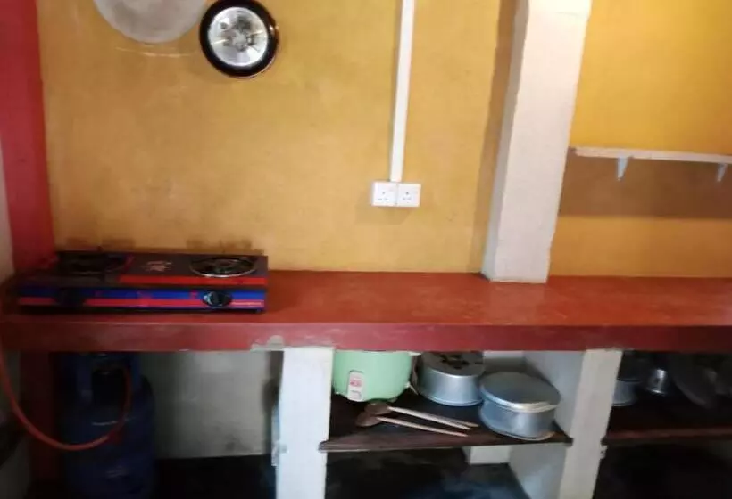 پانسیون Rock House