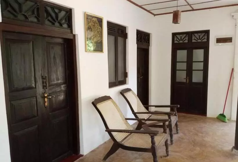 پانسیون Rock House