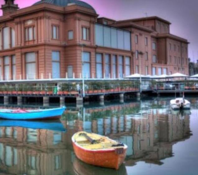 پانسیون Room Nicol