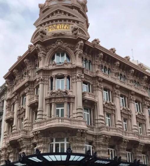 پانسیون Room Nicol