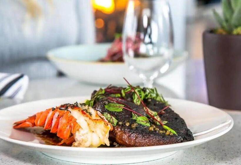 Resort Otel King & Queen Bed, Pool, Firepit, Fully Stocked