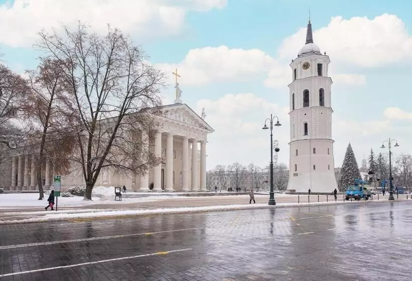 هاستل Bali House Vilnius