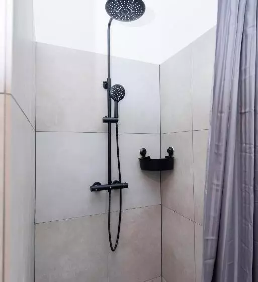 هاستل Bali House Vilnius