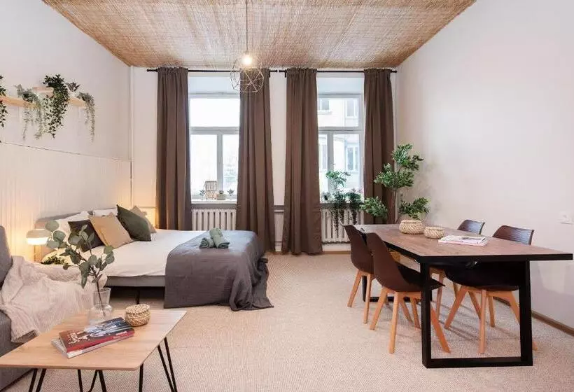 هاستل Bali House Vilnius