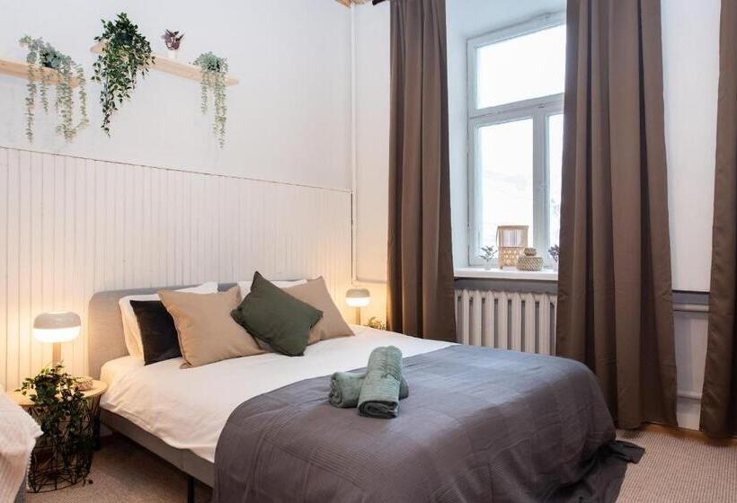 هاستل Bali House Vilnius