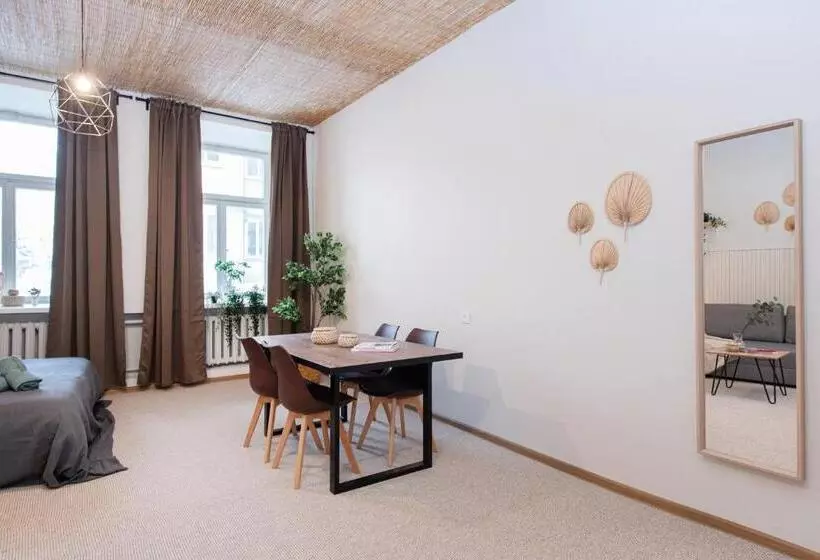 هاستل Bali House Vilnius