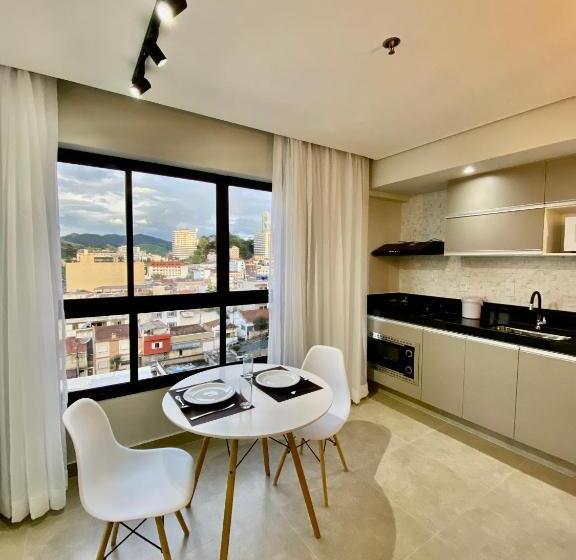 Modelos 501 E 705 Diamond Flats