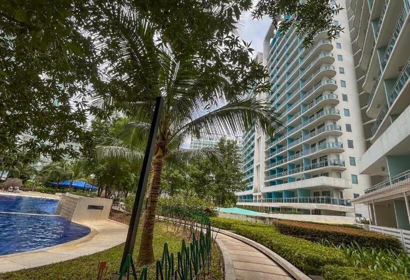 Azure Urban Resort Boracay 710