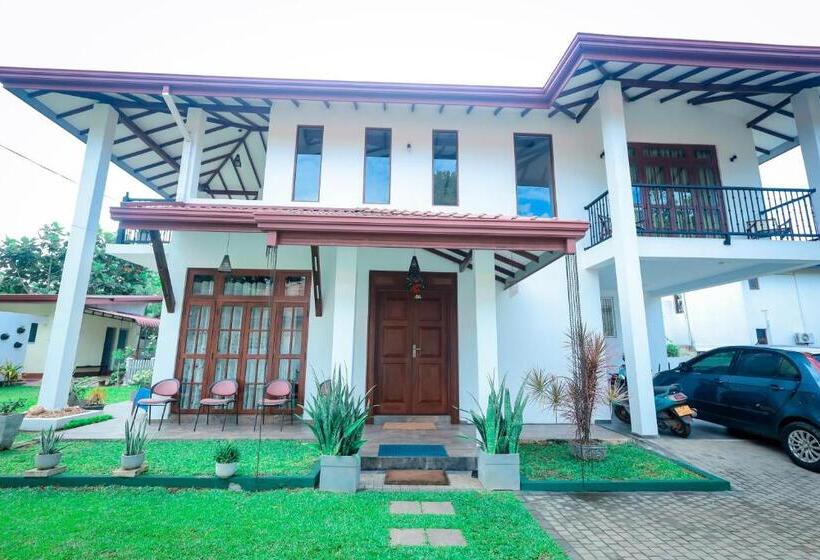 Nocleg ze śniadaniem Howick Residence