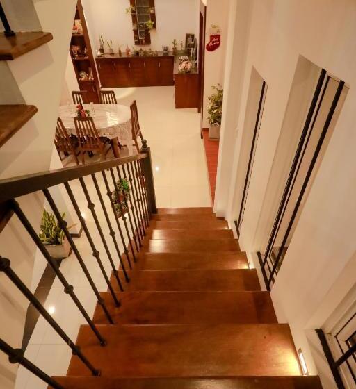 Nocleg ze śniadaniem Howick Residence