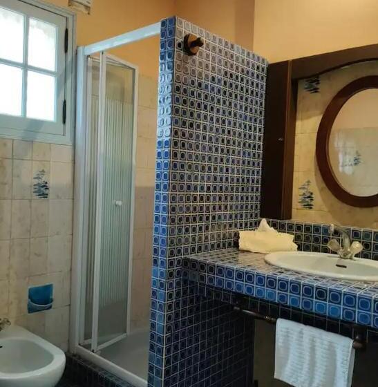 مبيت وإفطار Villa Les Chariotins