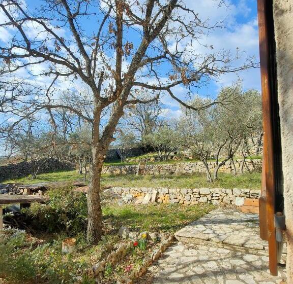 مبيت وإفطار Villa Les Chariotins