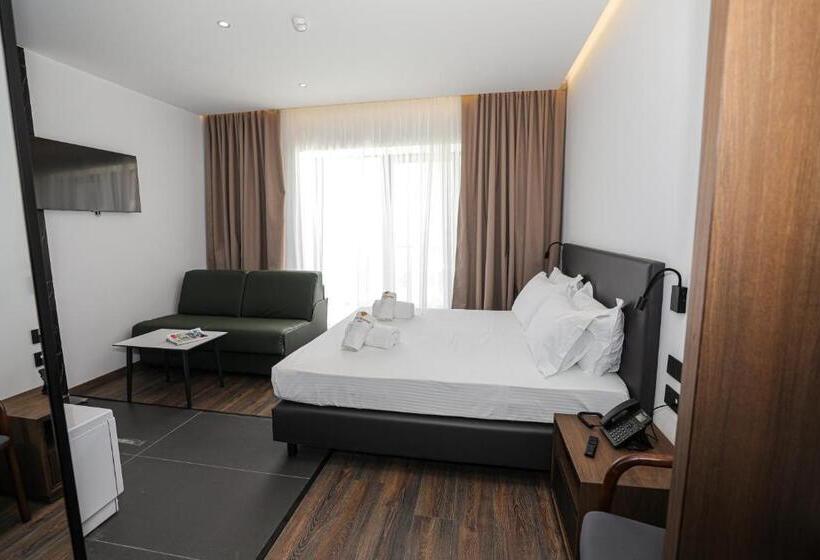 Black Diamond Hotel Dhermi