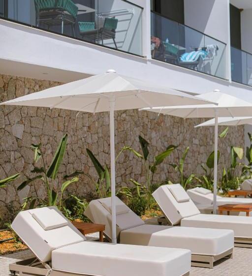 Black Diamond Hotel Dhermi