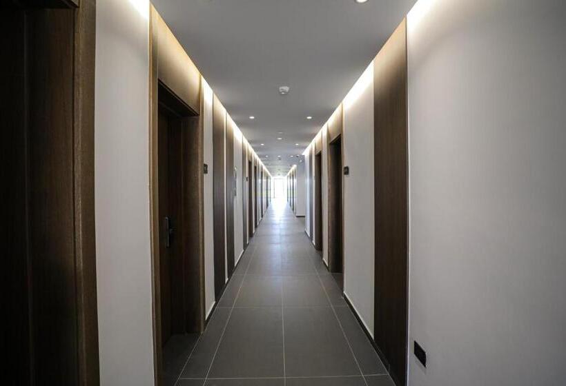 Black Diamond Hotel Dhermi