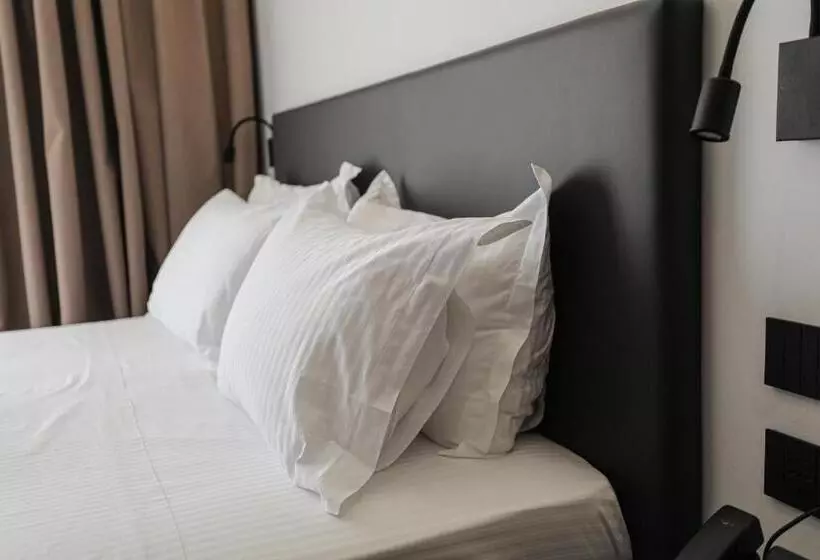 Black Diamond Hotel Dhermi