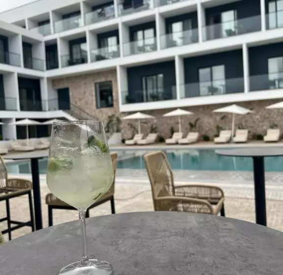 Black Diamond Hotel Dhermi