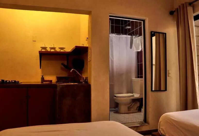 Casa Nomada Tuxtla Hotel   Hostal