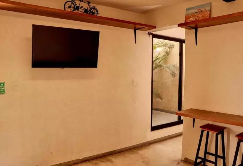 Casa Nomada Tuxtla Hotel   Hostal