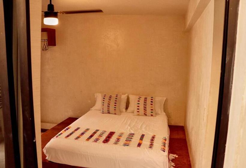 Casa Nomada Tuxtla Hotel   Hostal