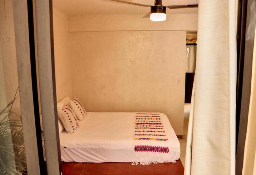 Casa Nomada Tuxtla Hotel   Hostal