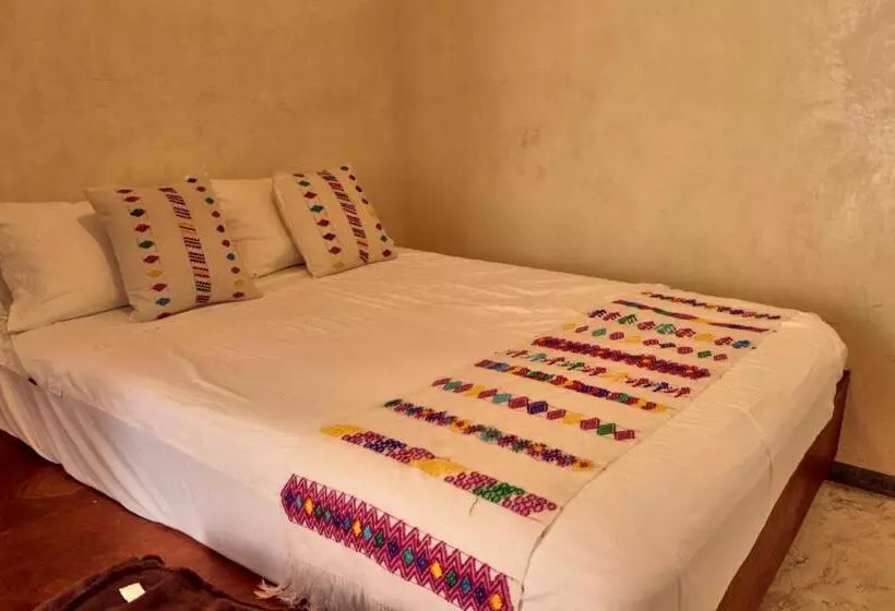 Casa Nomada Tuxtla Hotel   Hostal