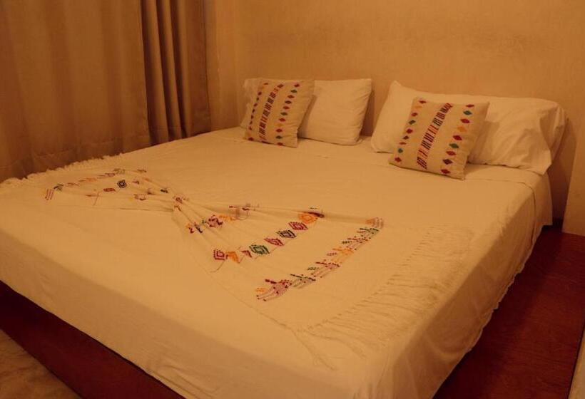 Casa Nomada Tuxtla Hotel   Hostal