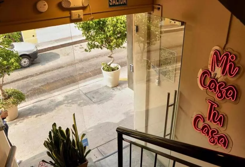 Casa Nomada Tuxtla Hotel   Hostal