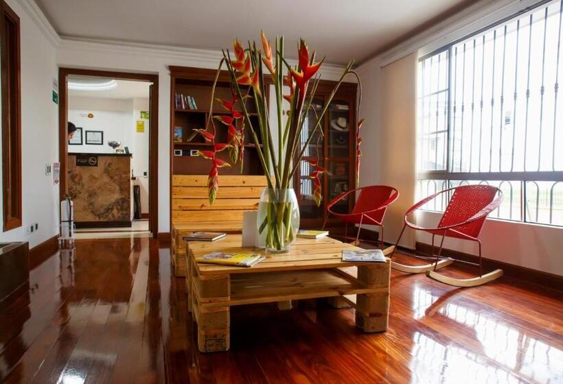 هتل Agata Boutique Pinares Pereira