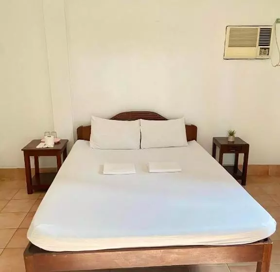 هتل Angela S Pool Resort