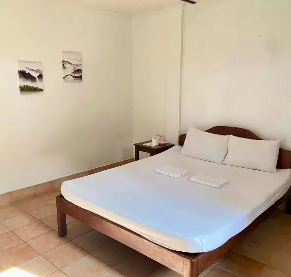 هتل Angela S Pool Resort