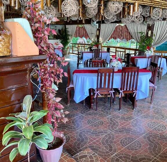 Hotel Angela S Pool Resort