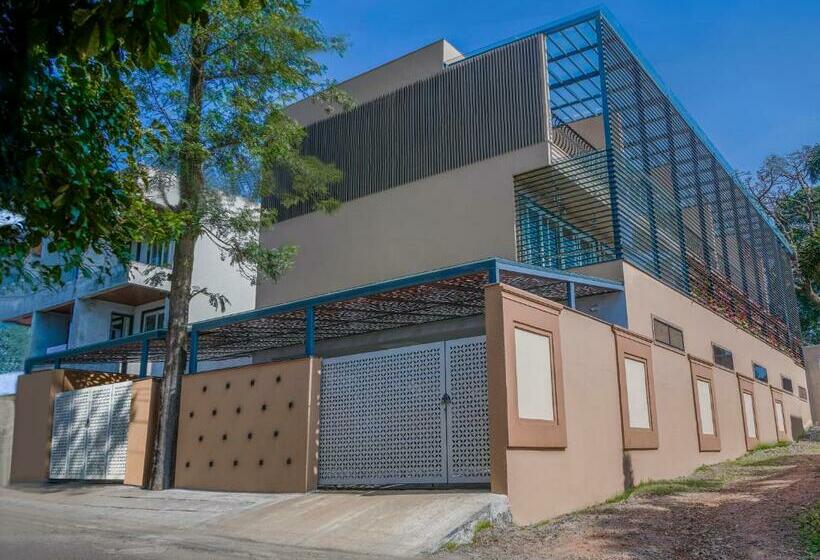 Отель Heritage Residency   Royal Camping Club, Panhala