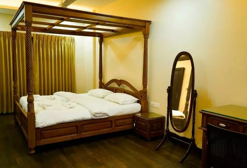 ホテル Heritage Residency   Royal Camping Club, Panhala