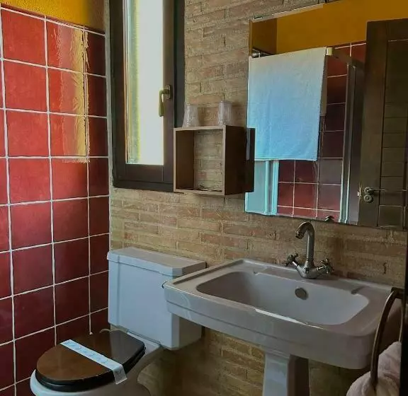 Hotelli Hostal Meson Del Rey