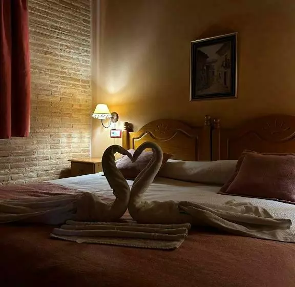 Hotelli Hostal Meson Del Rey