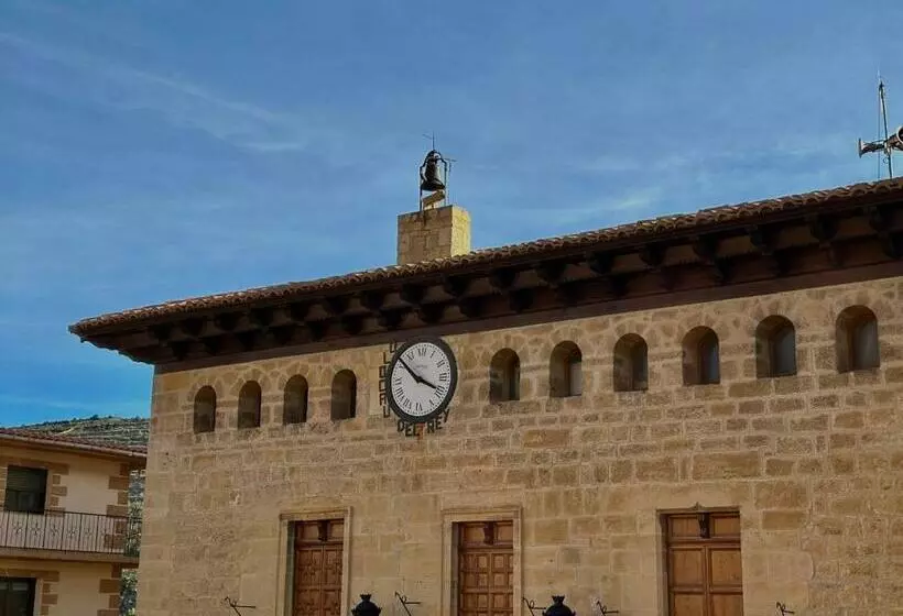 Hotelli Hostal Meson Del Rey