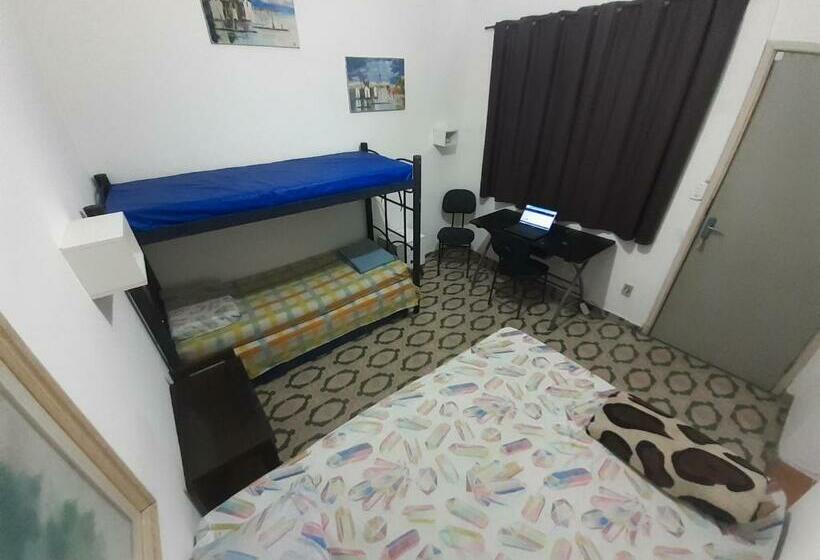 호텔 Pousada Praia Grande   Rua Ernesto Vergara ,511