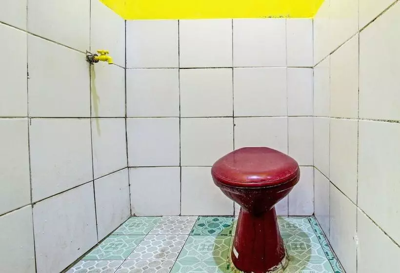 Spot On 92009 Hotel Indah Arum