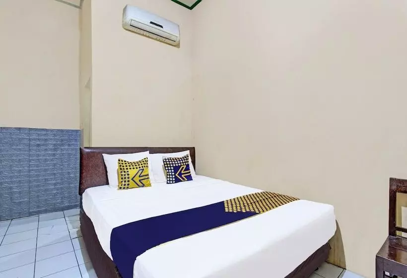 Spot On 92009 Hotel Indah Arum